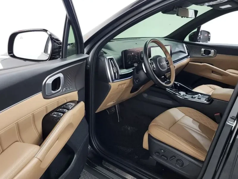 2024 Kia Sorento с пробегом 14 610 км