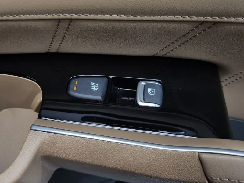 2024 Kia Sorento с пробегом 14 610 км