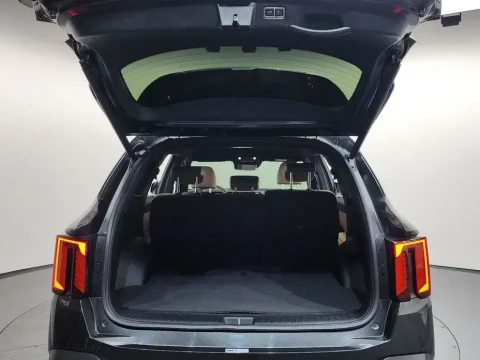 2024 Kia Sorento с пробегом 14 610 км