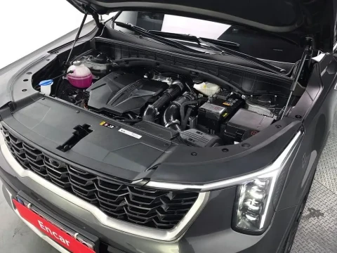 2023 Kia Sorento с пробегом 19 595 км