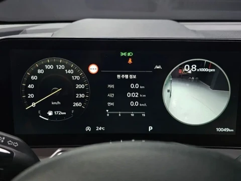 2025 Kia Sorento с пробегом 10 049 км