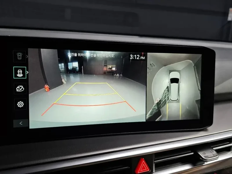 2025 Kia Sorento с пробегом 10 049 км