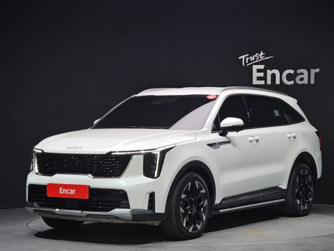 2025 Kia Sorento с пробегом 8 864 км