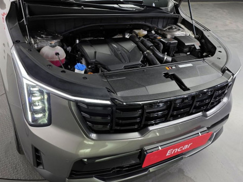 2024 Kia Sorento с пробегом 17 400 км