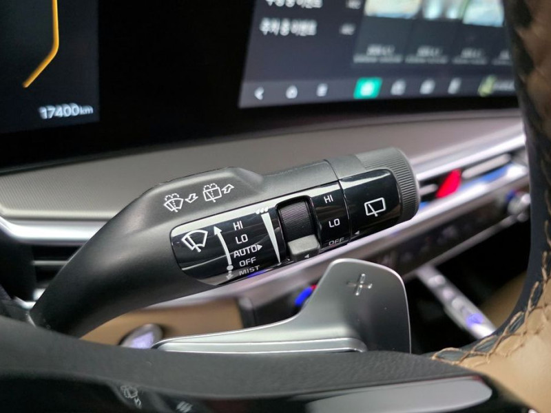 2024 Kia Sorento с пробегом 17 400 км