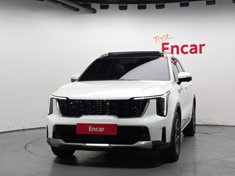 2024 Kia Sorento с пробегом 22 176 км