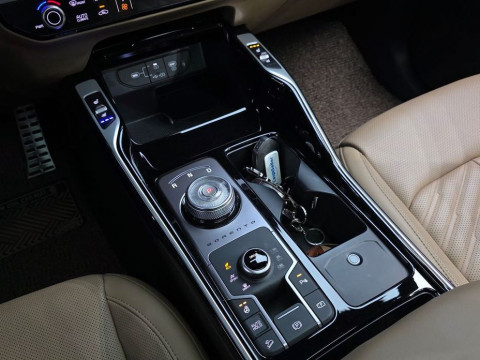 2024 Kia Sorento с пробегом 22 176 км