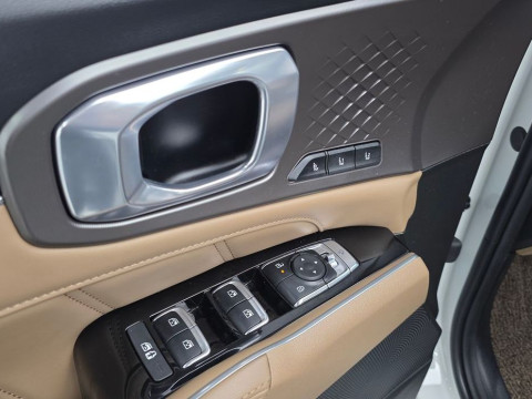 2024 Kia Sorento с пробегом 22 176 км