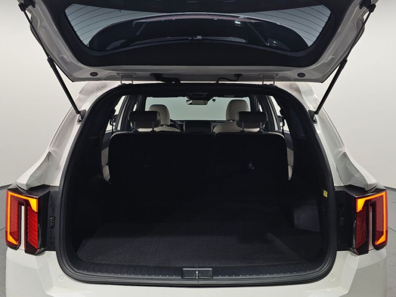 2024 Kia Sorento с пробегом 29 584 км