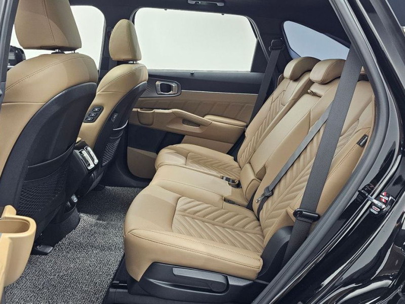 2024 Kia Sorento с пробегом 26 534 км