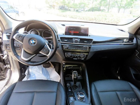 2022 BMW X1 с пробегом 77 635 км