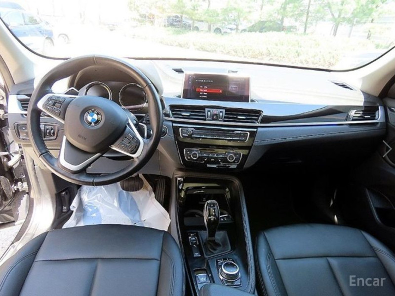 2022 BMW X1 с пробегом 77 635 км