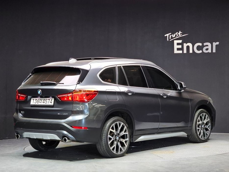 2022 BMW X1 с пробегом 73 731 км