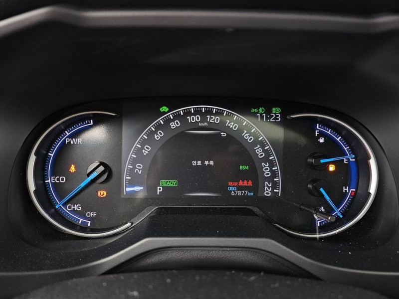 2022 Toyota RAV4 с пробегом 67 877 км