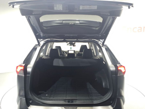 2023 Toyota RAV4 с пробегом 36 434 км