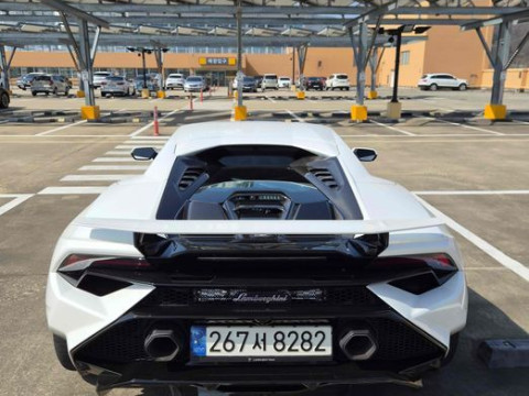 2023 Lamborghini Huracán с пробегом 19 900 км
