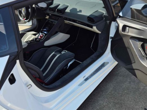2023 Lamborghini Huracán с пробегом 19 900 км