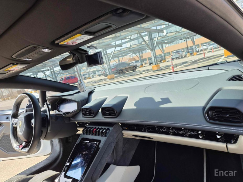 2023 Lamborghini Huracán с пробегом 19 900 км