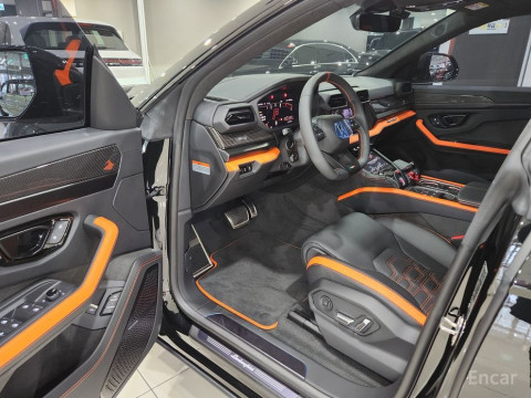 2025 Lamborghini Urus с пробегом 58 км