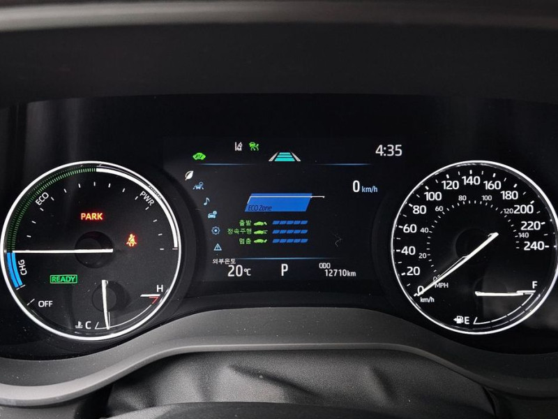 2023 Toyota Sienna с пробегом 12 710 км