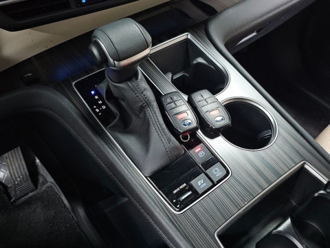 2023 Toyota Sienna с пробегом 12 710 км