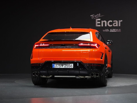 2025 Lamborghini Urus с пробегом 51 км