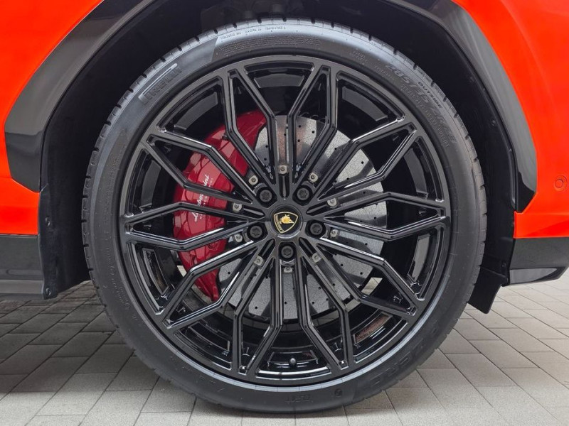 2025 Lamborghini Urus с пробегом 51 км