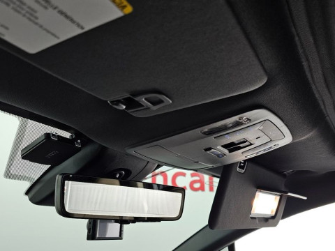 2023 Toyota Sienna с пробегом 81 160 км