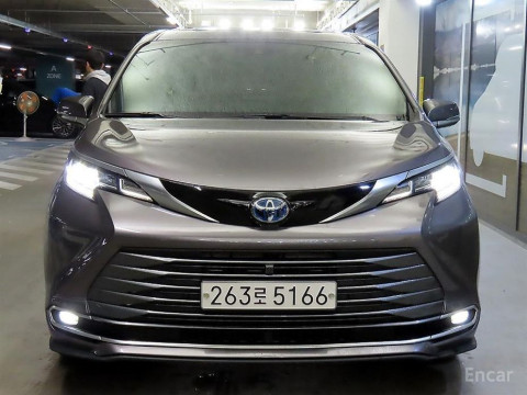 2021 Toyota Sienna с пробегом 101 199 км