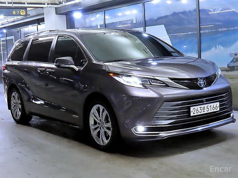2021 Toyota Sienna с пробегом 101 199 км