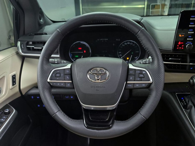 2021 Toyota Sienna с пробегом 47 923 км