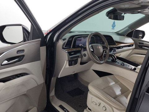 2021 Cadillac Escalade с пробегом 97 471 км
