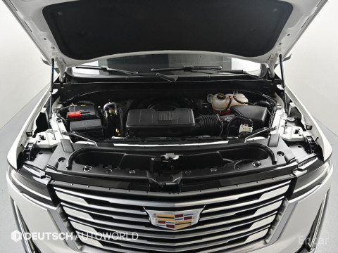 2023 Cadillac Escalade с пробегом 17 218 км