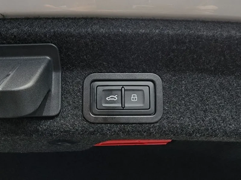 2021 Audi A6 с пробегом 103 674 км