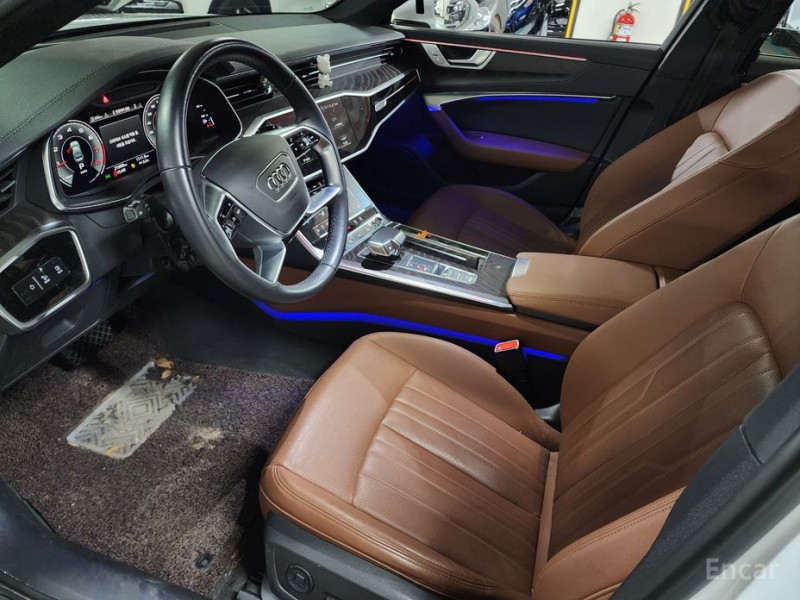 2022 Audi A6 с пробегом 21 988 км