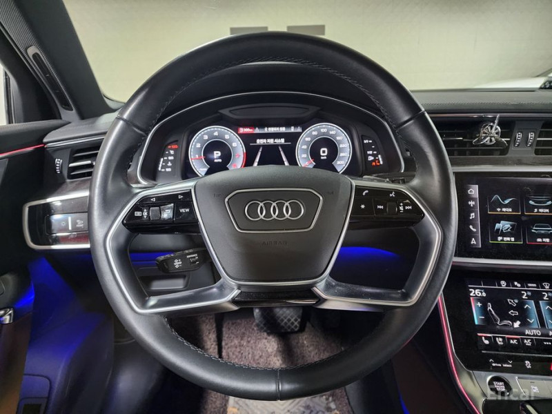 2022 Audi A6 с пробегом 21 988 км