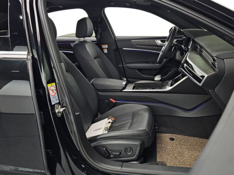 2022 Audi A6 с пробегом 16 967 км