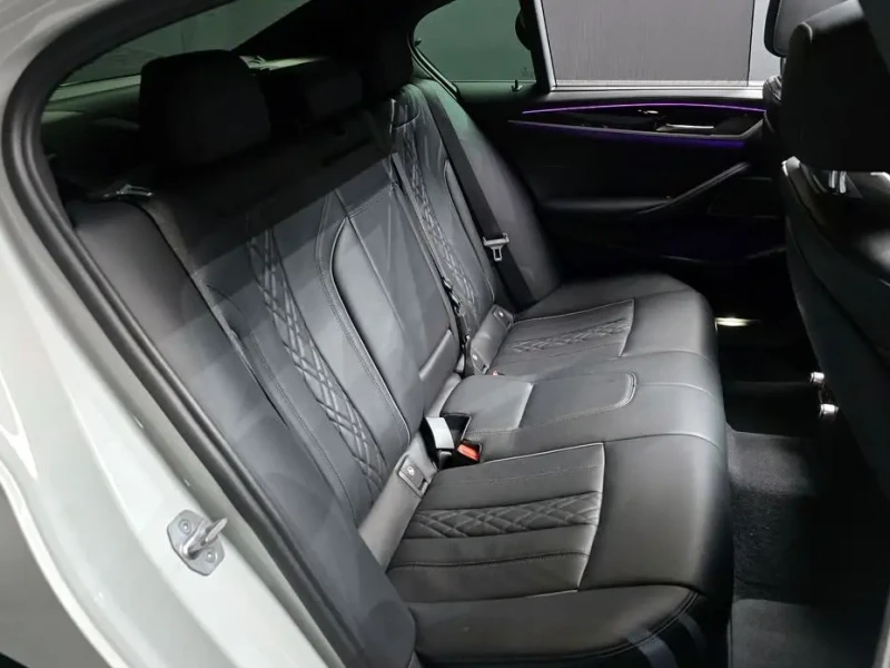 2022 BMW 5 серии с пробегом 37 943 км