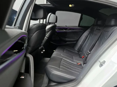 2022 BMW 5 серии с пробегом 37 943 км
