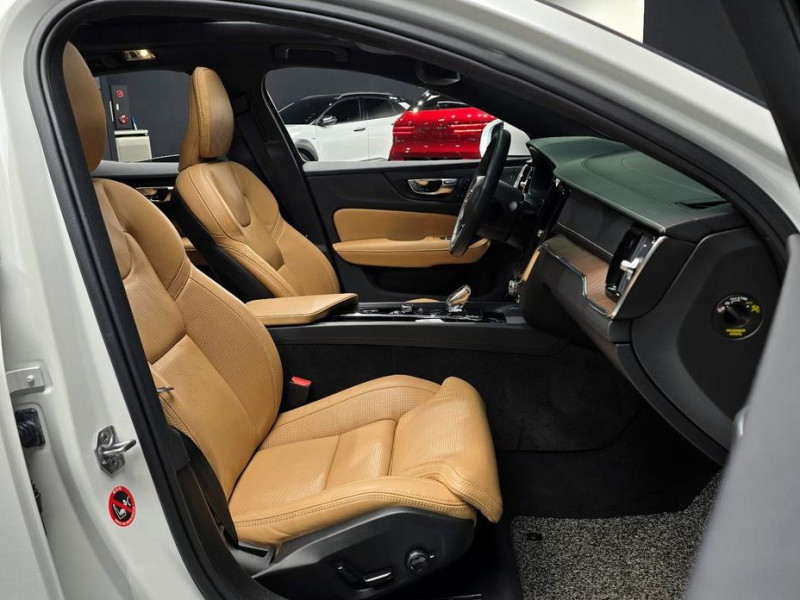 2021 Volvo S60 с пробегом 78 842 км