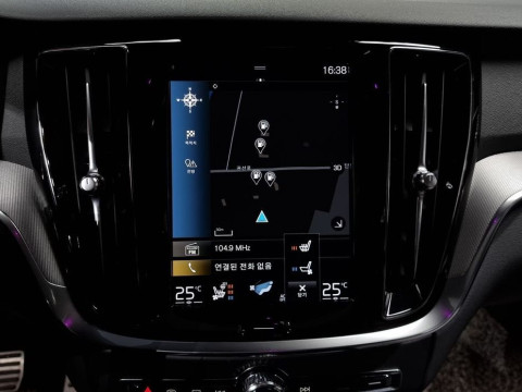 2022 Volvo S60 с пробегом 55 905 км