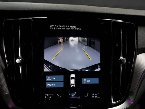 2022 Volvo S60 с пробегом 55 905 км