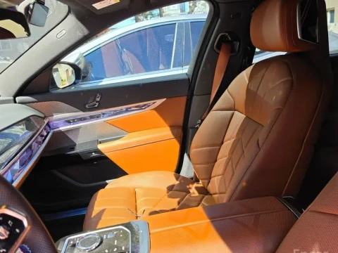2025 BMW 7 серии с пробегом 13 800 км