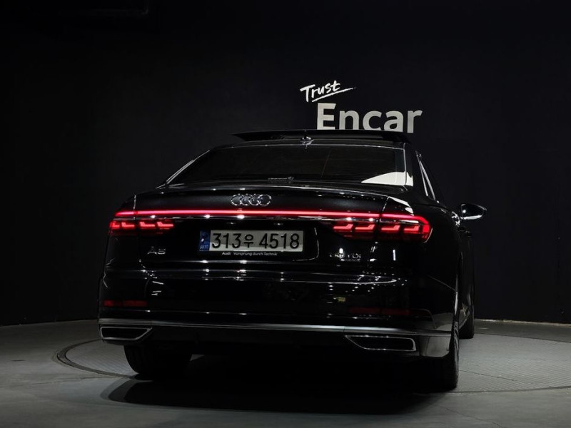 2021 Audi A8 с пробегом 127 445 км