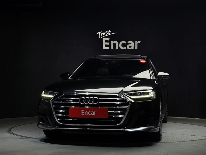 2021 Audi A8 с пробегом 127 445 км