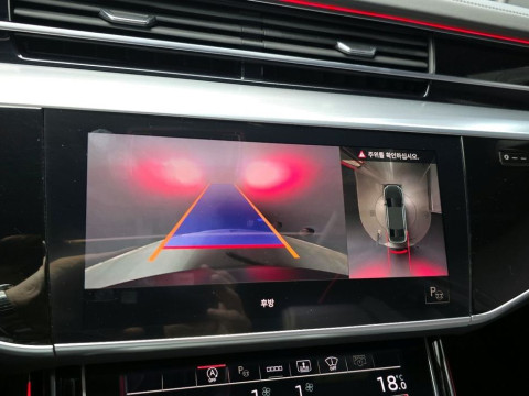 2021 Audi A8 с пробегом 127 445 км