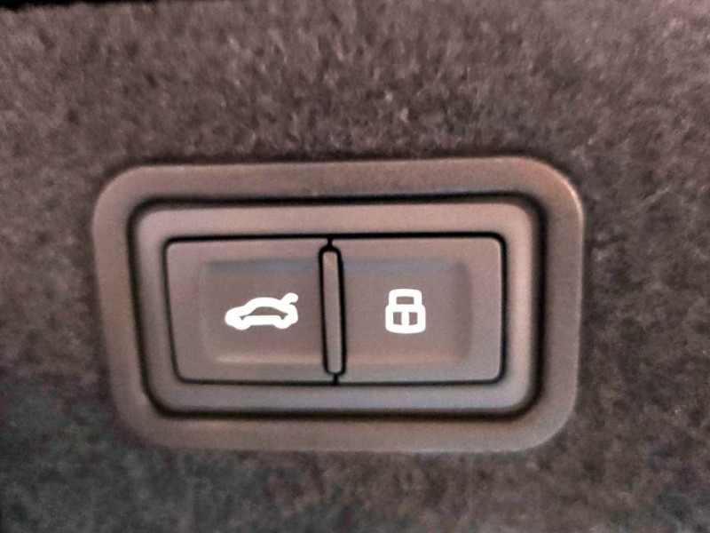 2021 Audi A8 с пробегом 127 445 км