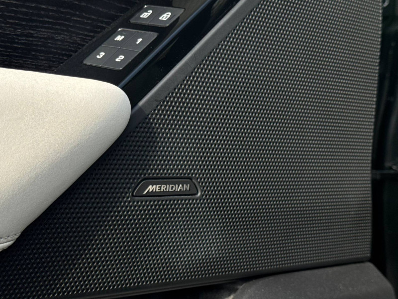 2022 Land Rover Range Rover Velar с пробегом 29 700 км