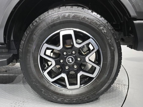 2022 Ford Bronco с пробегом 15 987 км