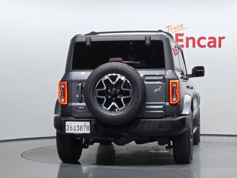 2022 Ford Bronco с пробегом 15 987 км